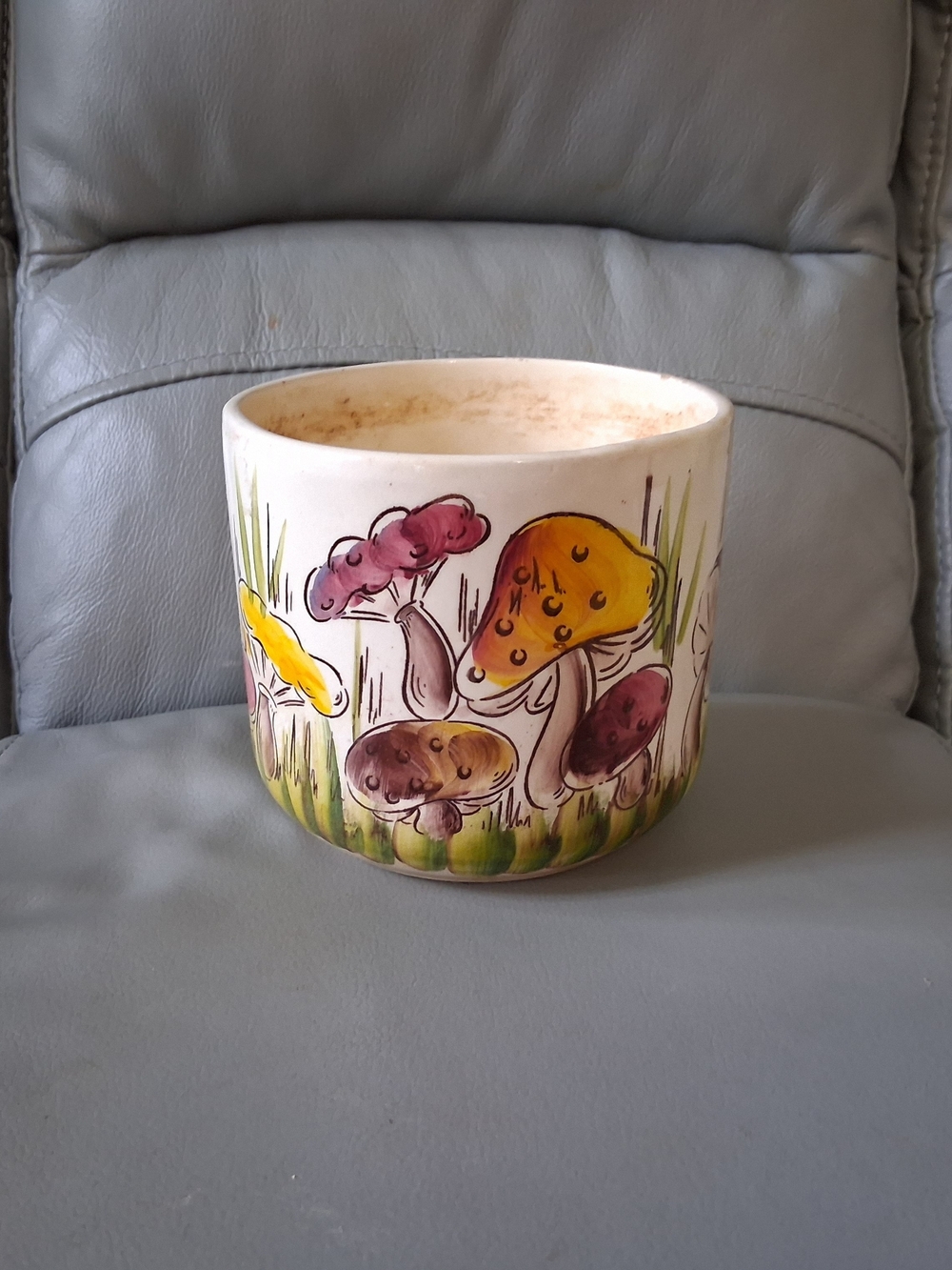 Vintage Weiss Hand Painted Mushroom Planter